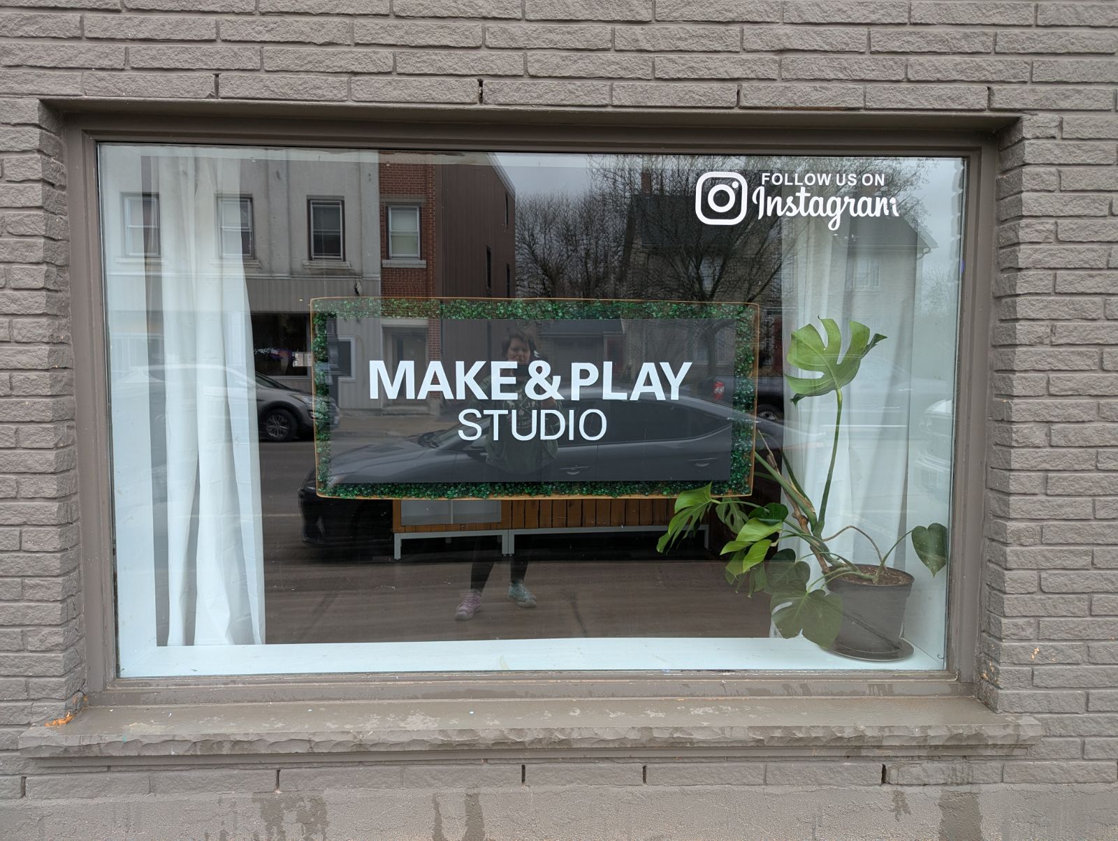 Make & Play Studio storefront